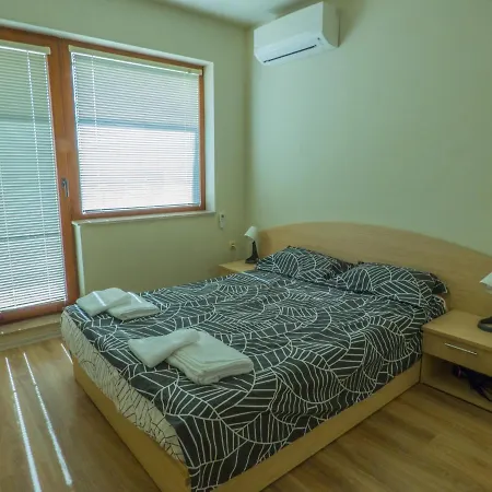 Private In Cypress Complex 15 Várna